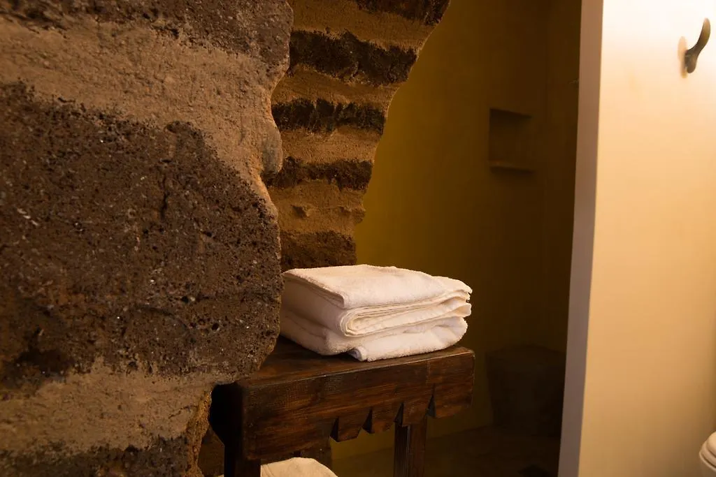 Le Maioliche Hotel Scauri  0*, Scauri (Sicily) Italia