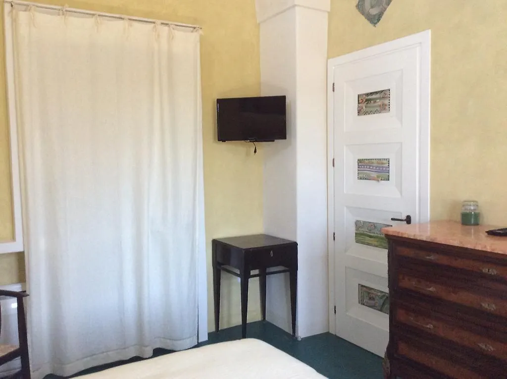 Hotel Le Maioliche Scauri  Penzion Scauri (Sicily)